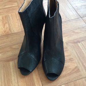 Nine West Perp Toe Bootie